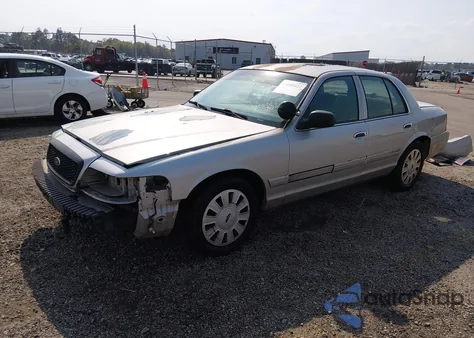 2008 Ford Crown Victoria Police Interceptor z USA, uszkodzony, nr VIN 2FAFP71V48X158921